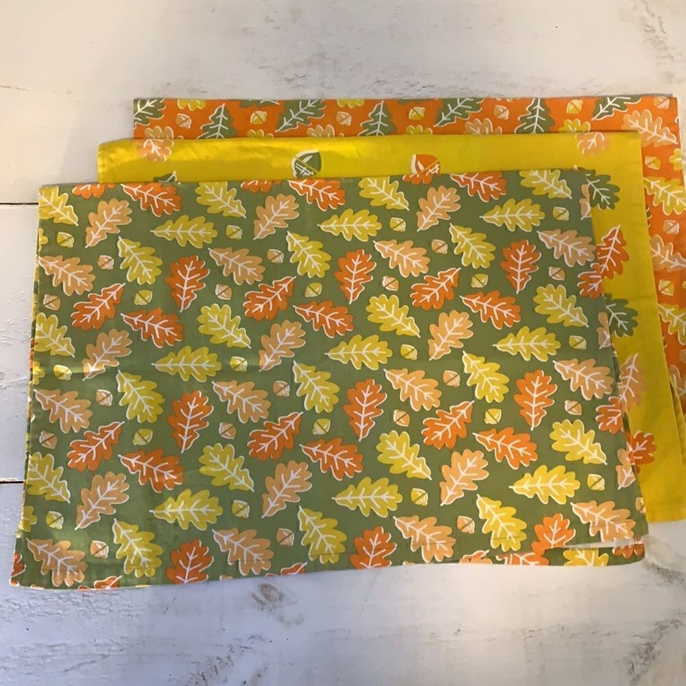 Martha Stewart Decorative Leaf Table Napkins - Picture 6 of 12